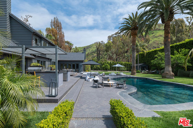 Drew Fenton | 23122 Mariposa De Oro Street Malibu CA | MLS: 7176819