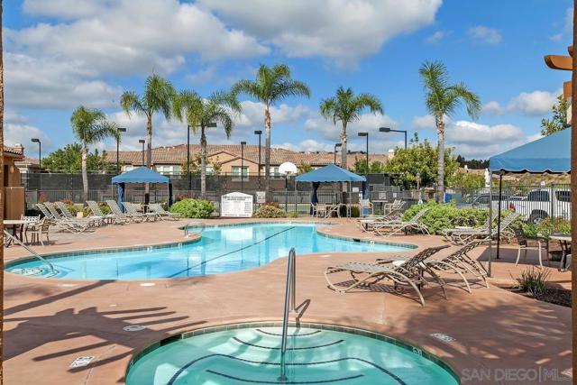 12680 Creekview Drive, San Diego CA: https://media.crmls.org/mediaz/65f123ea-6d87-4651-ae5e-556c4d7801dc.jpg