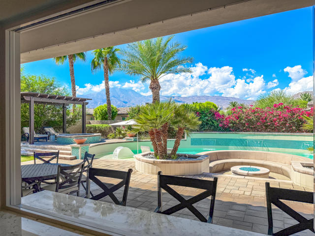 54780 Damascus Drive, La Quinta CA: https://media.crmls.org/mediaz/65f196bd-79f3-44b1-9ea1-617be26defdc.jpg