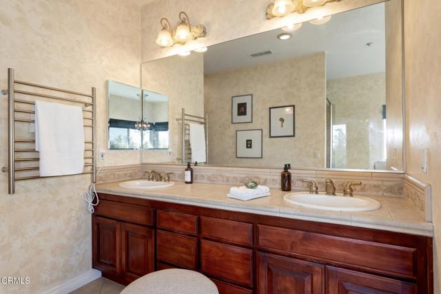 Detail Gallery Image 37 of 73 For 6913 Royal Hunt Ridge Dr, Riverside,  CA 92506 - 4 Beds | 3/2 Baths