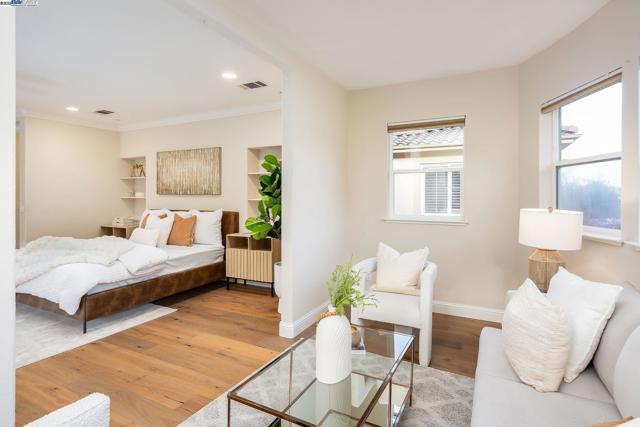 10828 Inspiration Cir, Dublin CA: https://media.crmls.org/mediaz/65f334bb-836f-4e1d-a0ca-0ab14def279e.jpg