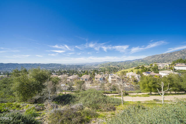 Detail Gallery Image 5 of 52 For 11071 N Tamberly Ln, Los Angeles,  CA 91042 - 4 Beds | 3 Baths