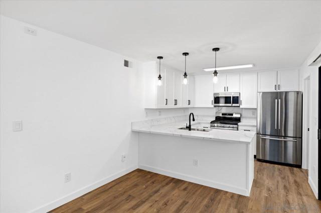Image 16 of 29 For 8446 Summerdale Rd  A