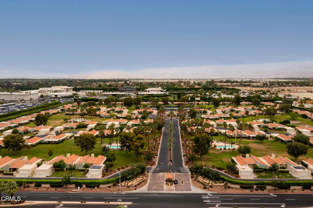 72460 Rodeo Way, Rancho Mirage CA: https://media.crmls.org/mediaz/65f6860b-60b3-42fe-b69c-a54860afdd25.jpg