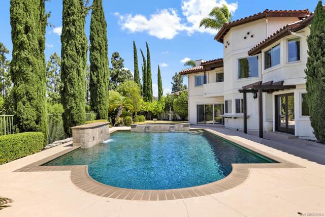 12206 Fairway Pointe Row, San Diego CA: https://media.crmls.org/mediaz/65f6fc12-b3a1-47f8-bc16-262d98367579.jpg