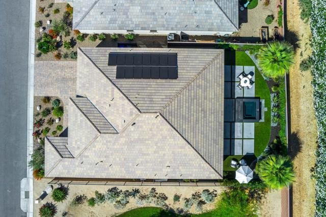 82460 W Mccarroll Drive, Indio CA: https://media.crmls.org/mediaz/65f72050-4ea6-4031-8603-b55bc1908bd2.jpg