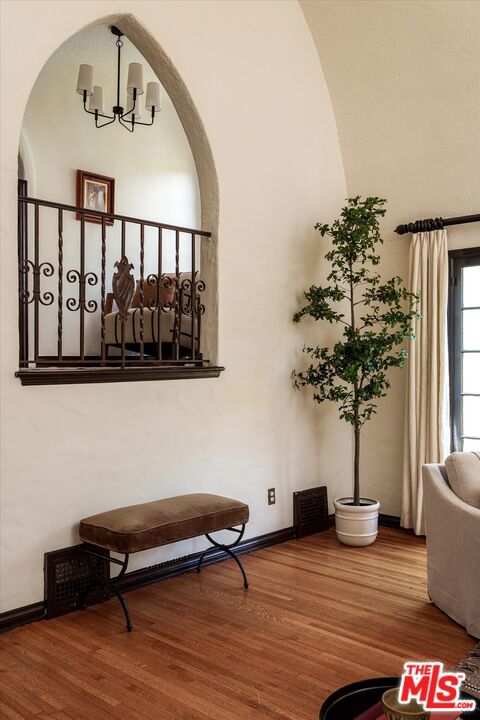 2064 Ames Street, Los Angeles CA: https://media.crmls.org/mediaz/65f72a85-8135-4d23-9f92-7312a325c667.jpg