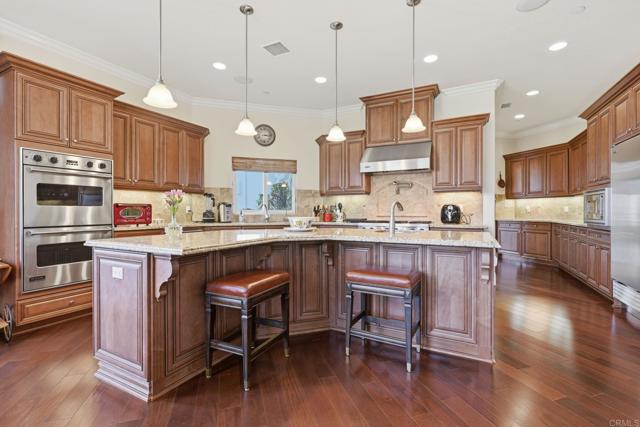 Detail Gallery Image 11 of 74 For 3611 Monserate Hill Ct, Fallbrook,  CA 92028 - 4 Beds | 4/1 Baths