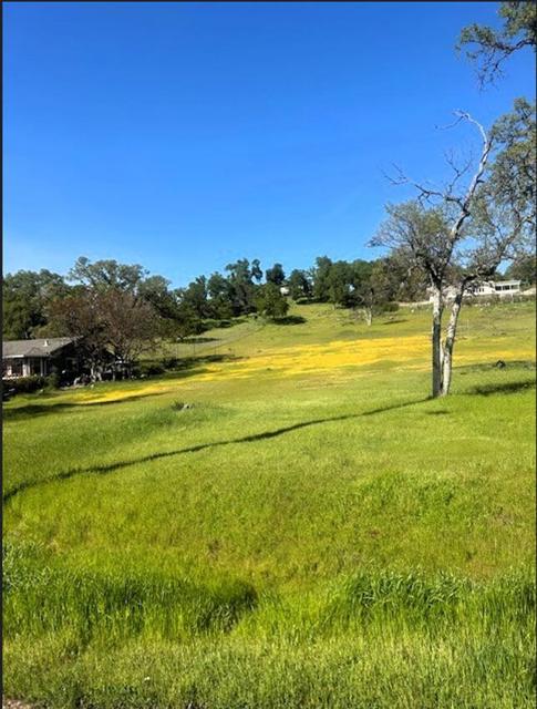 19630 Donkey Hill Road, Hidden Valley Lake CA: https://media.crmls.org/mediaz/65f90c79-3012-401d-a128-9f766b66b7bd.jpg