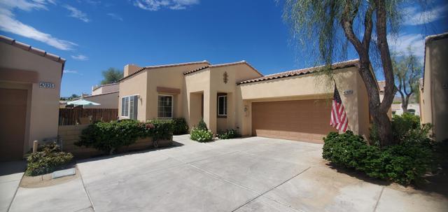 47825 Endless Sky, La Quinta CA: https://media.crmls.org/mediaz/65f93168-07b7-4311-8376-66051d873083.jpg