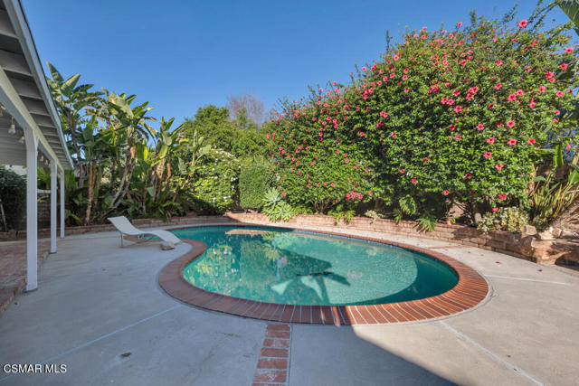 2108 N Brower Street, Simi Valley CA: https://media.crmls.org/mediaz/65f9da5b-5603-4c32-87f4-71f36dbcae82.jpg