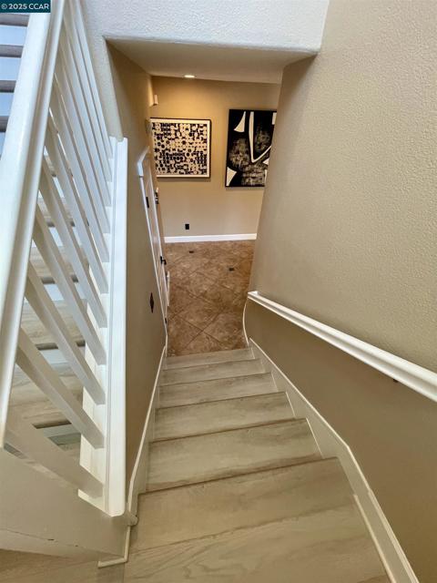 2365 Lansdowne Pl, Vallejo CA: https://media.crmls.org/mediaz/65fa1f71-8dbc-4eef-8475-2ae9d9581bbf.jpg