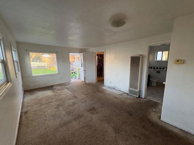 929 Hendley Street, Santa Rosa CA: https://media.crmls.org/mediaz/65fad8ad-8068-4d19-a9d2-702fe7757bb1.jpg
