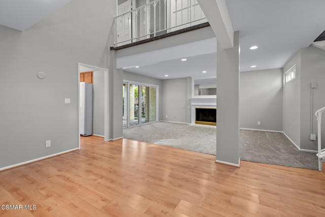 784 N Valley Drive, Westlake Village CA: https://media.crmls.org/mediaz/65fc3452-12d5-4e94-9cfc-5a9cd74bc901.jpg