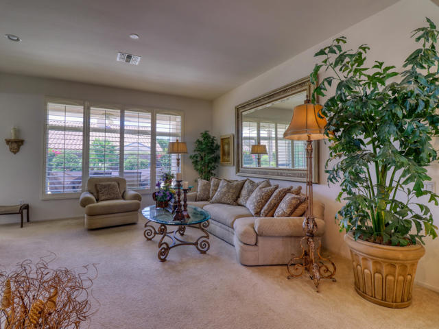 Image 9 of 40 For 78659 Yellen Drive