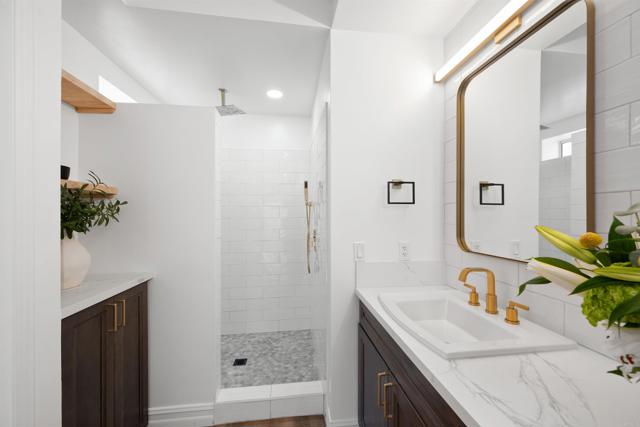 2344 Greenbriar Drive, Chula Vista CA: https://media.crmls.org/mediaz/65fcf3d2-869b-449f-b10f-4e1998817c0a.jpg