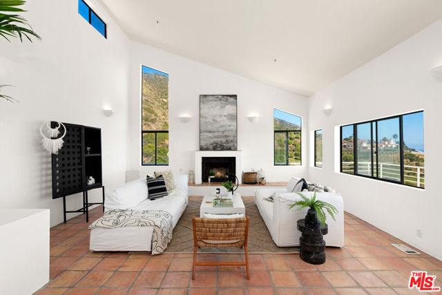 4471 Avenida De La Encinal photo 8