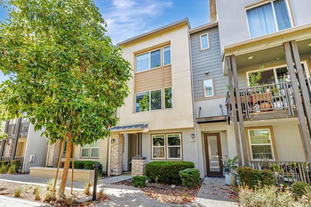 1290 Milkweed Street, Milpitas CA: https://media.crmls.org/mediaz/65fdb2da-d9da-4442-a867-9d933f62437b.jpg