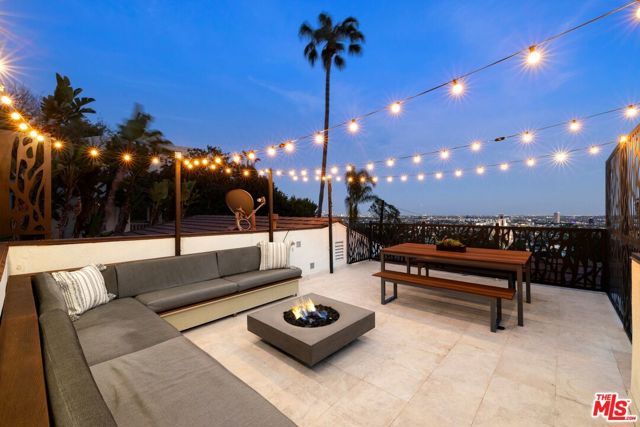 1472 N Kings Road, West Hollywood CA: https://media.crmls.org/mediaz/65fdc567-b6cc-49ff-b2bf-0a0527aa29e2.jpg