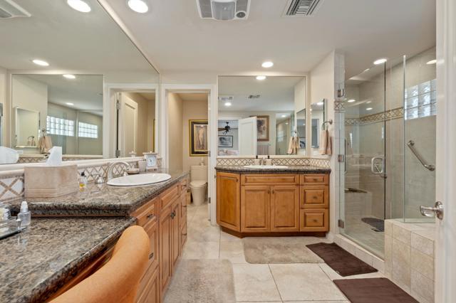 49 Camisa Lane, Palm Desert CA: https://media.crmls.org/mediaz/65fef5d7-8b3e-4036-87f6-9411c9755863.jpg