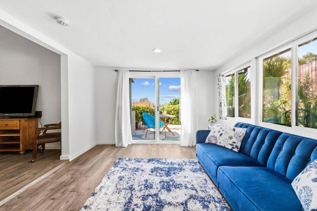 3560 Santa Maria Street, Oceanside CA: https://media.crmls.org/mediaz/65ffd00e-52af-4557-8174-bf336121e06a.jpg