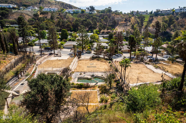 Drew Fenton | 1227 Bienveneda Avenue Pacific Palisades CA | MLS: 7347077