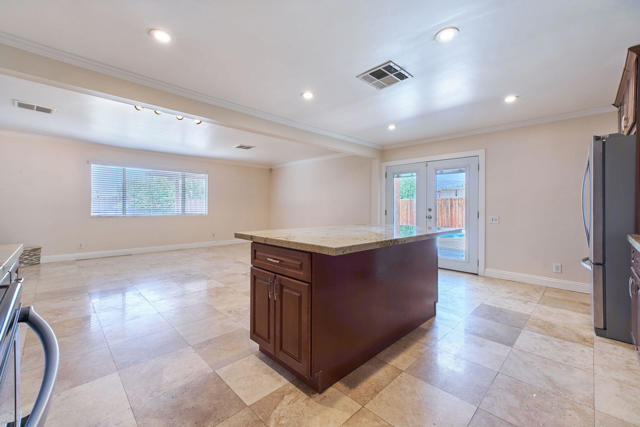 83175 Rue Paray, Thermal CA: https://media.crmls.org/mediaz/6600d714-407e-4b11-ac56-4510283e8178.jpg