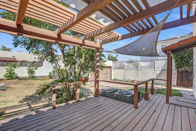 3114 Dumas St, San Diego CA: https://media.crmls.org/mediaz/6600e6e4-7d5e-49fd-992a-cadaf29e246c.jpg