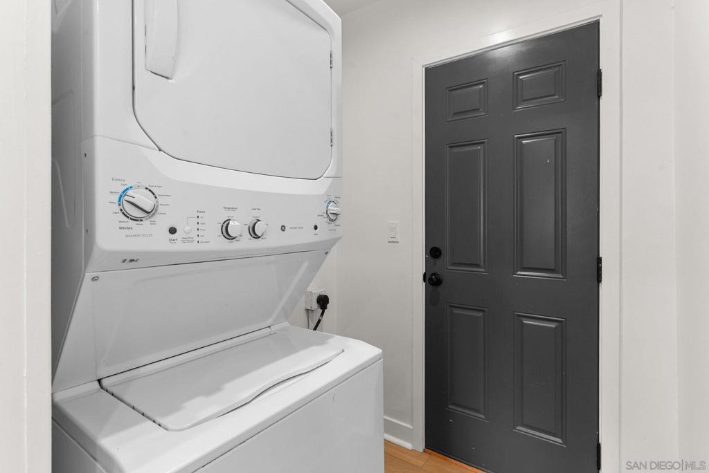 2552 B Street - photo 17