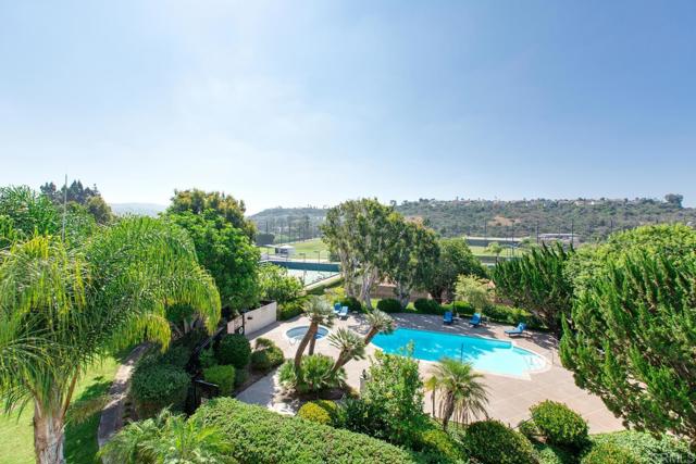 2005 Costa Del Mar, Carlsbad CA: https://media.crmls.org/mediaz/66035421-9138-4a1a-9511-3306829a3aa4.jpg