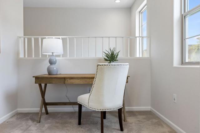 1916 Trento Loop, Milpitas CA: https://media.crmls.org/mediaz/660423a4-f49d-40ec-b5a1-228522679dca.jpg