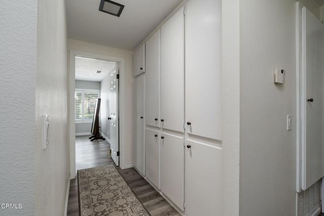 8423 Hollister Street, Ventura CA: https://media.crmls.org/mediaz/66046fa1-739d-42ca-b763-3e984da2c9b4.jpg