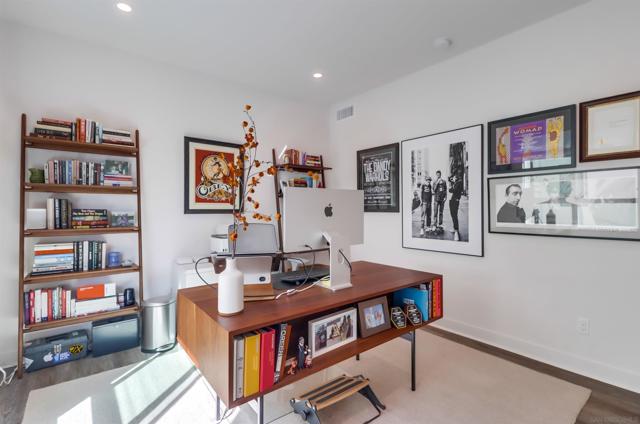 Image 12 of 41 For 4101 Voltaire St  2