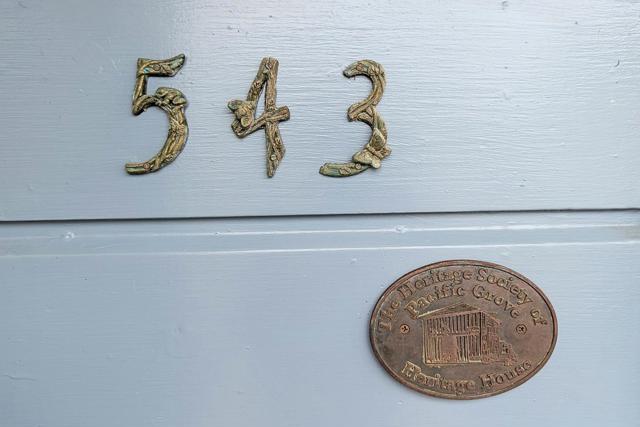 543 Spruce Avenue, Pacific Grove CA: https://media.crmls.org/mediaz/660568fd-d9f1-46c0-be10-403fd090ac62.jpg