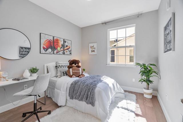 285 Wild Rose Way, Milpitas CA: https://media.crmls.org/mediaz/6605f6da-1634-451f-af55-80aa4495755f.jpg