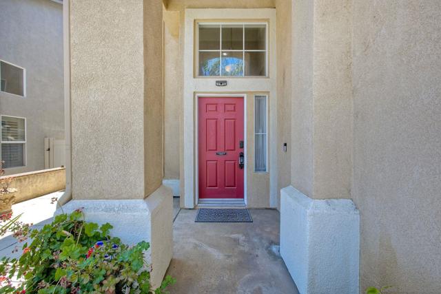 39513 Bonaire Way, Murrieta CA: https://media.crmls.org/mediaz/66071c0b-0e10-45a9-ace6-16072c8c0d5f.jpg