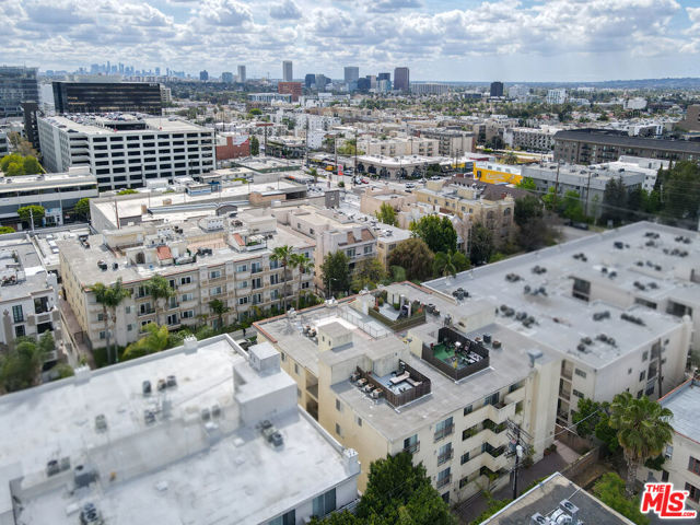 123 S Clark Drive, West Hollywood CA: https://media.crmls.org/mediaz/66075665-19c9-4722-a84b-f0521690696c.jpg