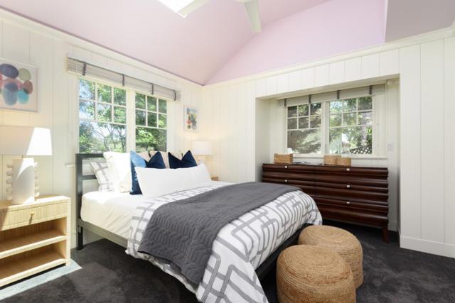 602 Vista Drive, Redwood City CA: https://media.crmls.org/mediaz/6608cbad-0926-42a0-8a87-9d154cf0b64f.jpg
