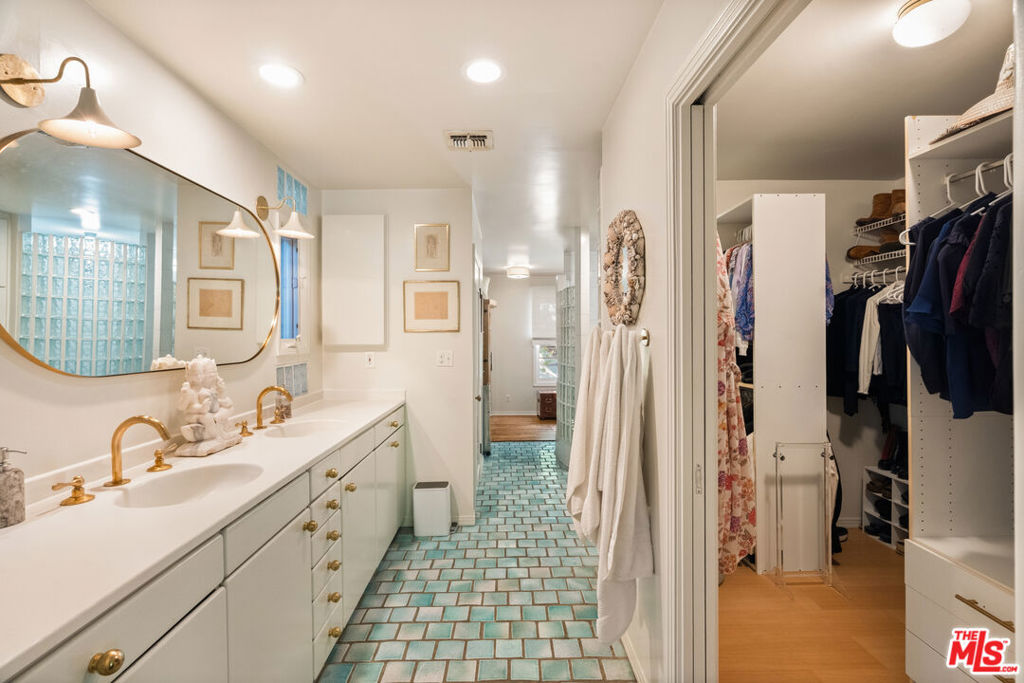 MLS #26985337 image #19