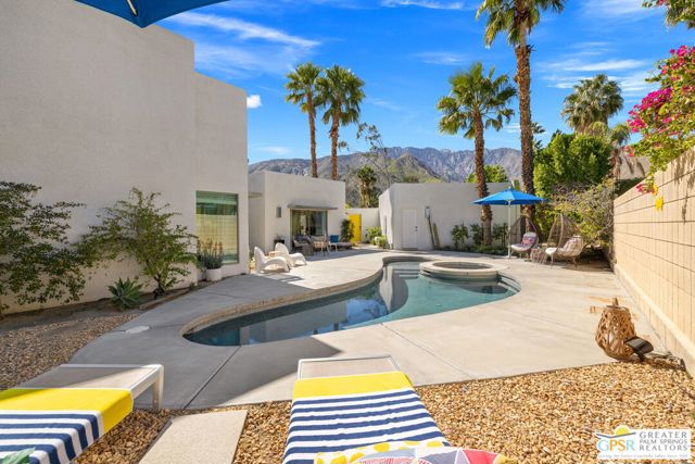 2470 N Cardillo Avenue, Palm Springs CA: https://media.crmls.org/mediaz/660b9c75-8fa7-4d48-a698-af54f8711394.jpg