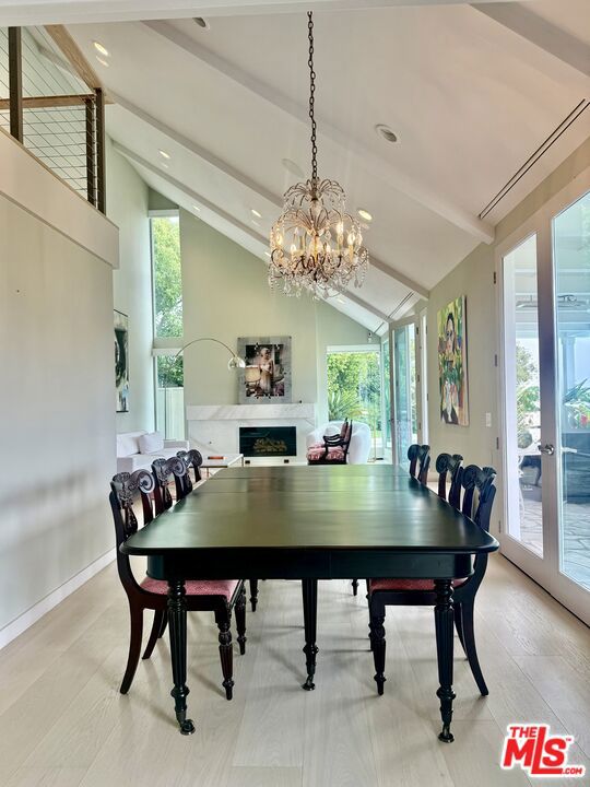 13778 Raywood Drive, Los Angeles CA: https://media.crmls.org/mediaz/660cacce-2ad0-4462-bee8-16495797a79d.jpg