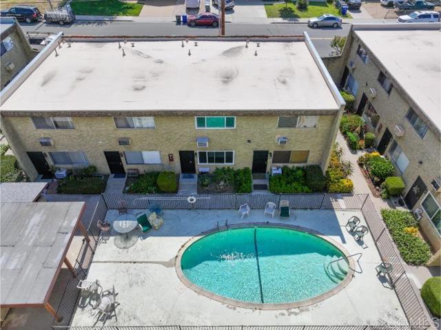 1157 Emerald Ave, El Cajon CA: https://media.crmls.org/mediaz/660cbd5d-21e6-48e7-8739-9e9a8452eddf.jpg