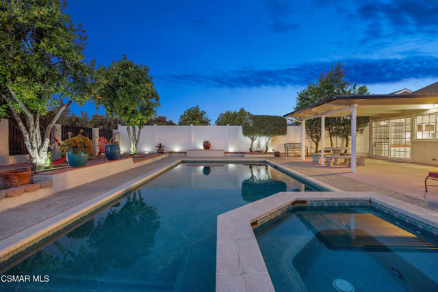 591 Shenandoah Street, Thousand Oaks CA: https://media.crmls.org/mediaz/660e225c-b105-4ea4-ac46-a5c5449383ed.jpg