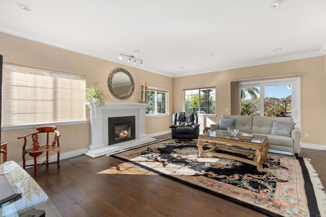 Detail Gallery Image 8 of 47 For 1751 Monte Vista Dr, Vista,  CA 92084 - 5 Beds | 3/1 Baths