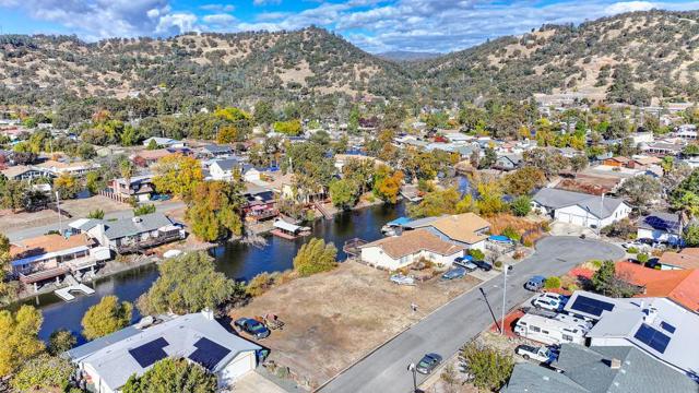 601 Bass Lane, Clearlake Oaks CA: https://media.crmls.org/mediaz/660e98fe-e148-489a-9a38-df70e4dd68c0.jpg