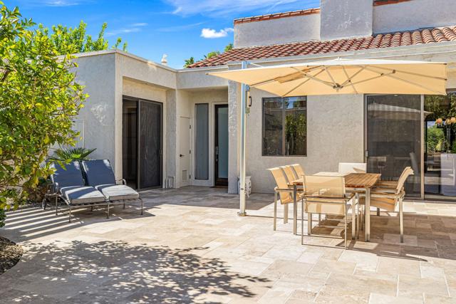 730 Inverness Drive, Rancho Mirage CA: https://media.crmls.org/mediaz/660fbabc-3e80-4e4a-ac02-39e6fd7c4747.jpg