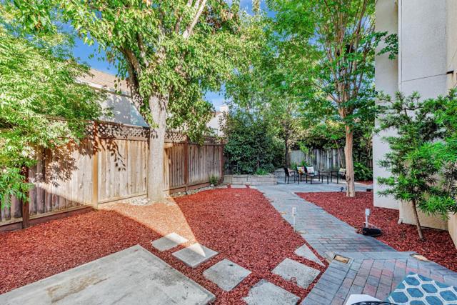 1684 Tupolo Drive, San Jose CA: https://media.crmls.org/mediaz/6610bd58-12db-4d8f-ba8d-586e94510008.jpg