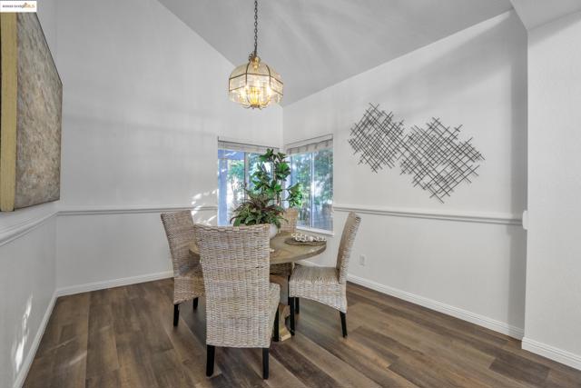 5014 Prairie Way, Antioch CA: https://media.crmls.org/mediaz/6610d38e-ba11-466d-98b6-82f3a9c33af6.jpg