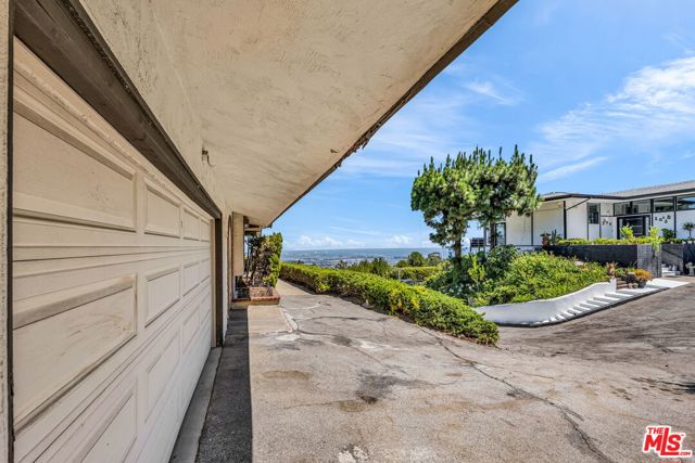 29857 Knoll View Drive, Rancho Palos Verdes, California 90275, 3 Bedrooms Bedrooms, ,2 BathroomsBathrooms,Residential,Sold,Knoll View,25580809 29857 Knoll View Drive, Rancho Palos Verdes, California 90275, 3 Bedrooms Bedrooms, ,2 BathroomsBathrooms,Residential,Sold,Knoll View,25580809
