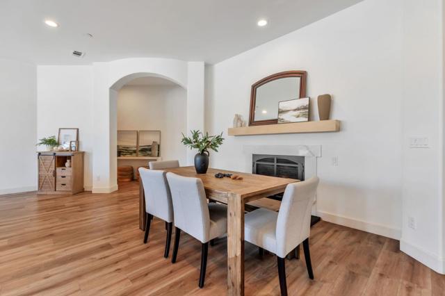 10055 Foothill Avenue, Gilroy CA: https://media.crmls.org/mediaz/66116702-fd00-4f50-9ff5-87584c27e6ad.jpg